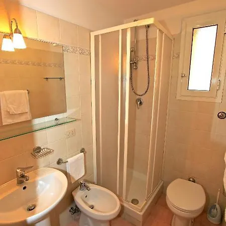 Hotel A Ca Degli Equi 2*